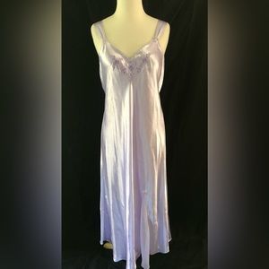 Enchanting Gown Chemise Size Small